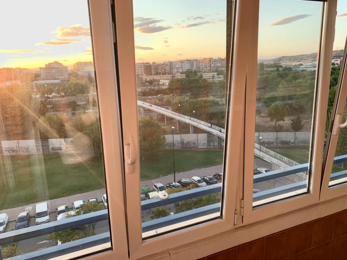 Apto Alma Parking Y Piscina Gratis Saragoça Exterior foto
